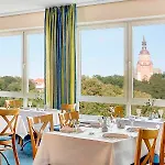 Ξενοδοχείο Intercityhotel 3*