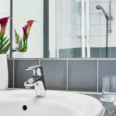Intercityhotel Otel
