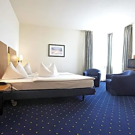 Intercityhotel 3* Stralsund