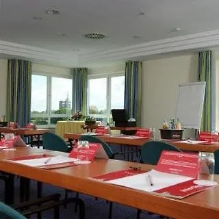 Intercityhotel Otel