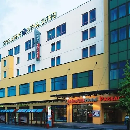 Hotel Intercityhotel 3*