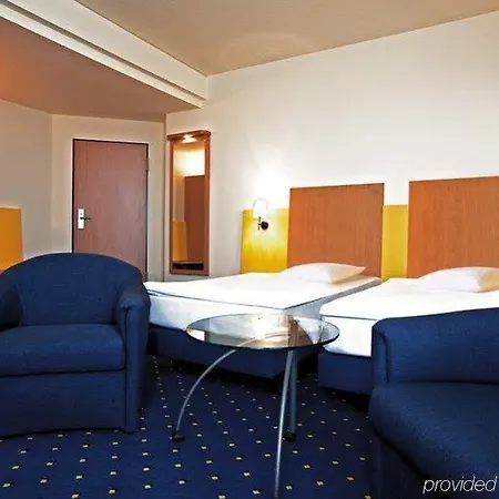 فندق Intercityhotel شترالسوند