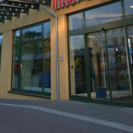 فندق Intercityhotel شترالسوند