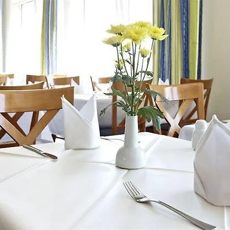 Otel Intercityhotel Stralsund
