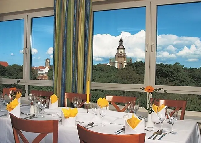 Hotel Intercityhotel 3*