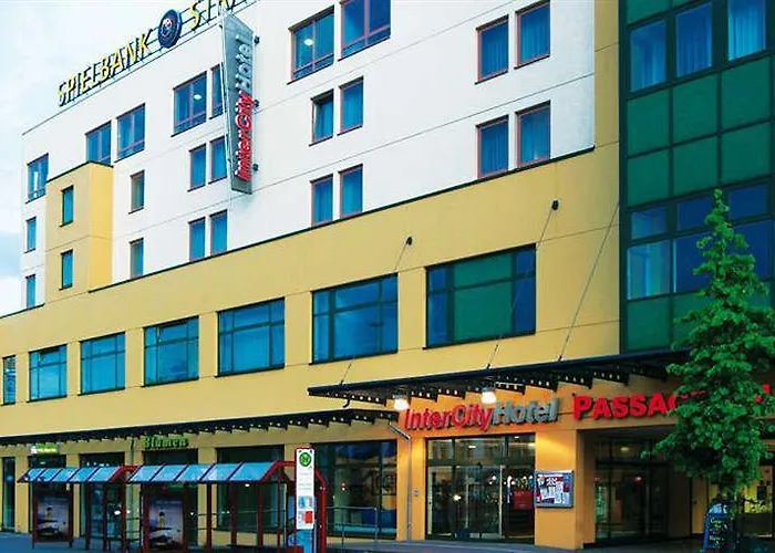 Hotel Intercityhotel 3*